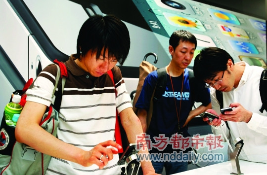iPhone4陷天線門國內(nèi)用戶退貨即損四千