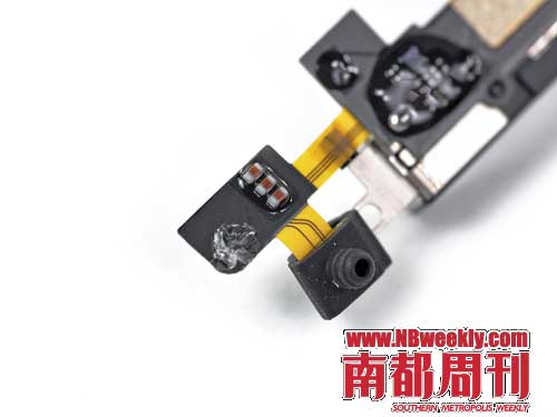 南都周刊:撬開iPhone4潘多拉魔盒