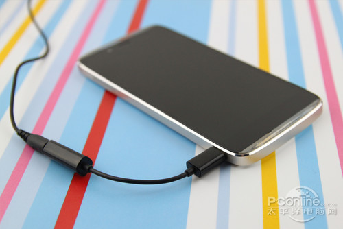 TCL S860uy