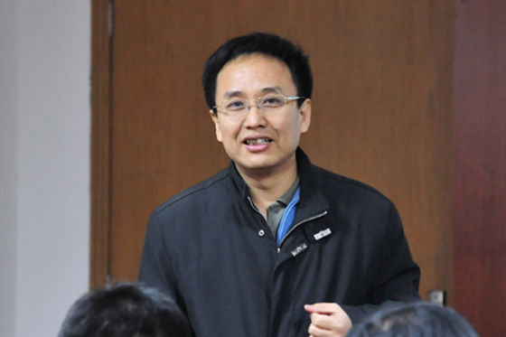 國(guó)務(wù)院反壟斷委員會(huì)專家咨詢組成員張昕竹 國(guó)務(wù)院反壟斷委員會(huì)專家咨詢組成員張昕竹
