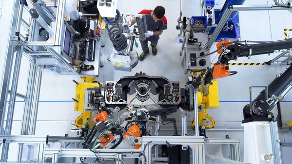 Ɓ؄ƼePowertrain S